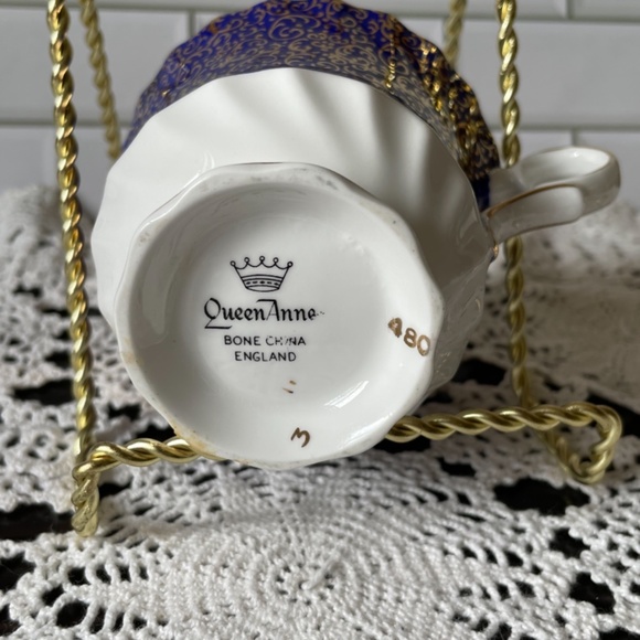 Queen Anne Tea Cup and Saucer #480 blue. Bone China made in England. - Picture 3 of 11